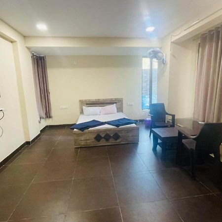 Bliss Rooms Alībāg Ngoại thất bức ảnh