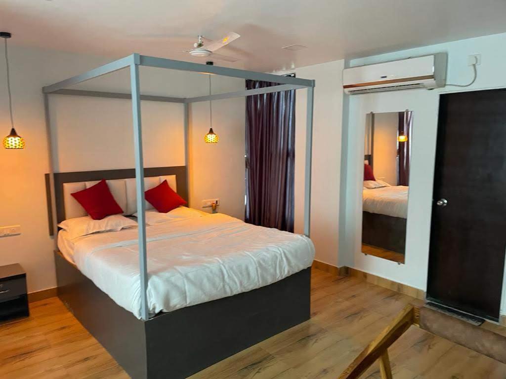 Bliss Rooms Alībāg Ngoại thất bức ảnh